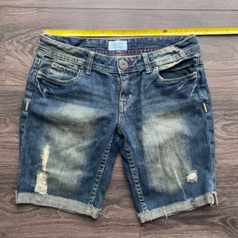 Aeropostale Jeans Faded Distressed Cutoff Blue Women’s Shorts Size 5/6